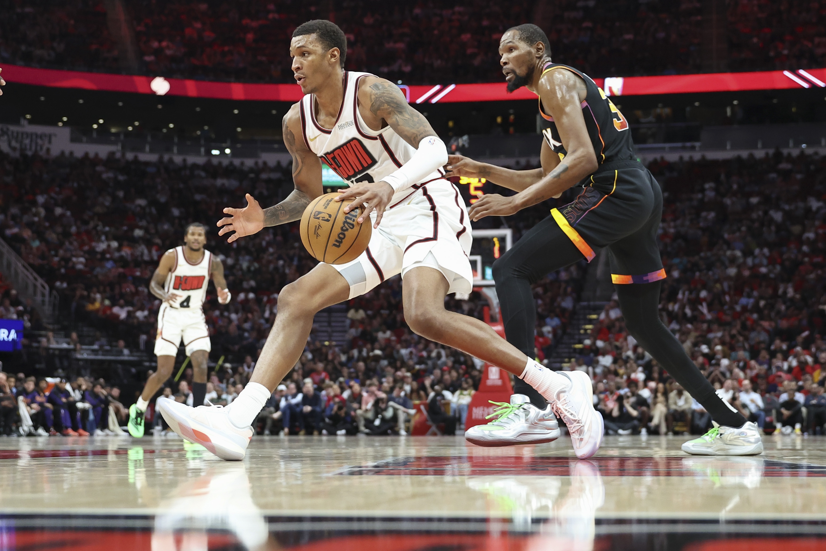 开云体育下载入口-美媒分析：杜兰特加盟或影响贾巴里成长空间 高龄出勤率成隐忧