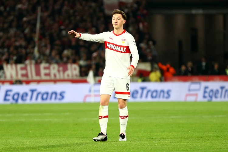 国米皇马曼联有意！罗马诺：目前尚无报价，斯蒂勒预计今夏留队