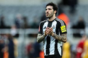 开云体育下载官网-记者：尤文对托纳利和弗洛伦蒂诺-路易斯感兴趣，特别是托纳利