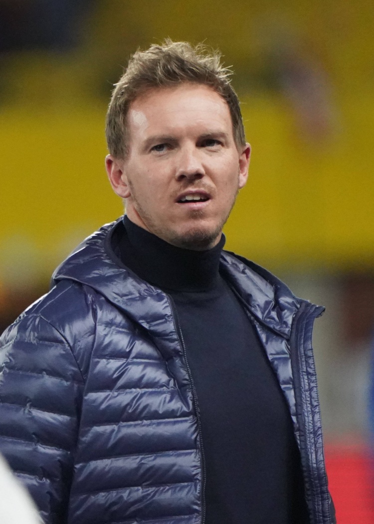 开云体育下载官网-德国队阵容将迎重大调整，图片报透露仅六名球员保留首发位置