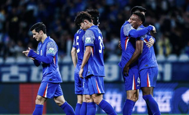 开云体育下载官网-同取4球大胜！申花成都争冠路上齐头并进