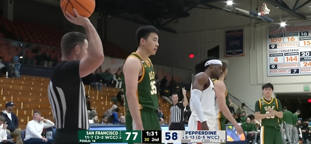 开云体育下载入口-生涯之夜💥王俊杰14中10砍27分&amp;轰7记三分 赵维伦3助王俊杰建功